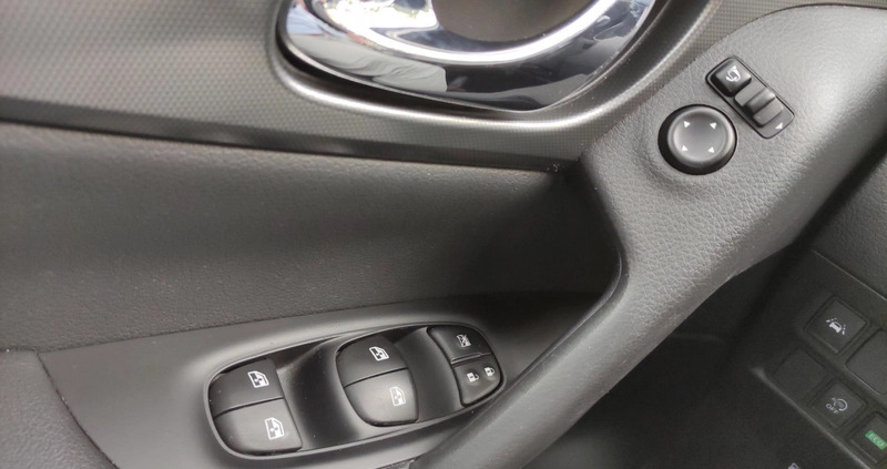 Nissan Qashqai cena 92900 przebieg: 55601, rok produkcji 2019 z Niemcza małe 232